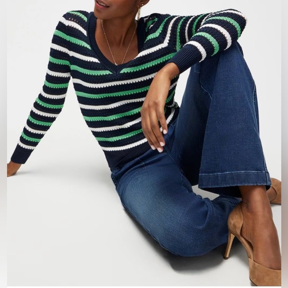 WHBM Long Sleeve Stripe V-Neck Pullover Sweater Crochet knit Size Medium - Picture 5 of 12